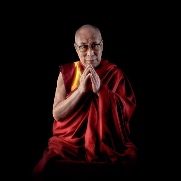 14th-dalai-lama-uhd-4k-wallpaper
